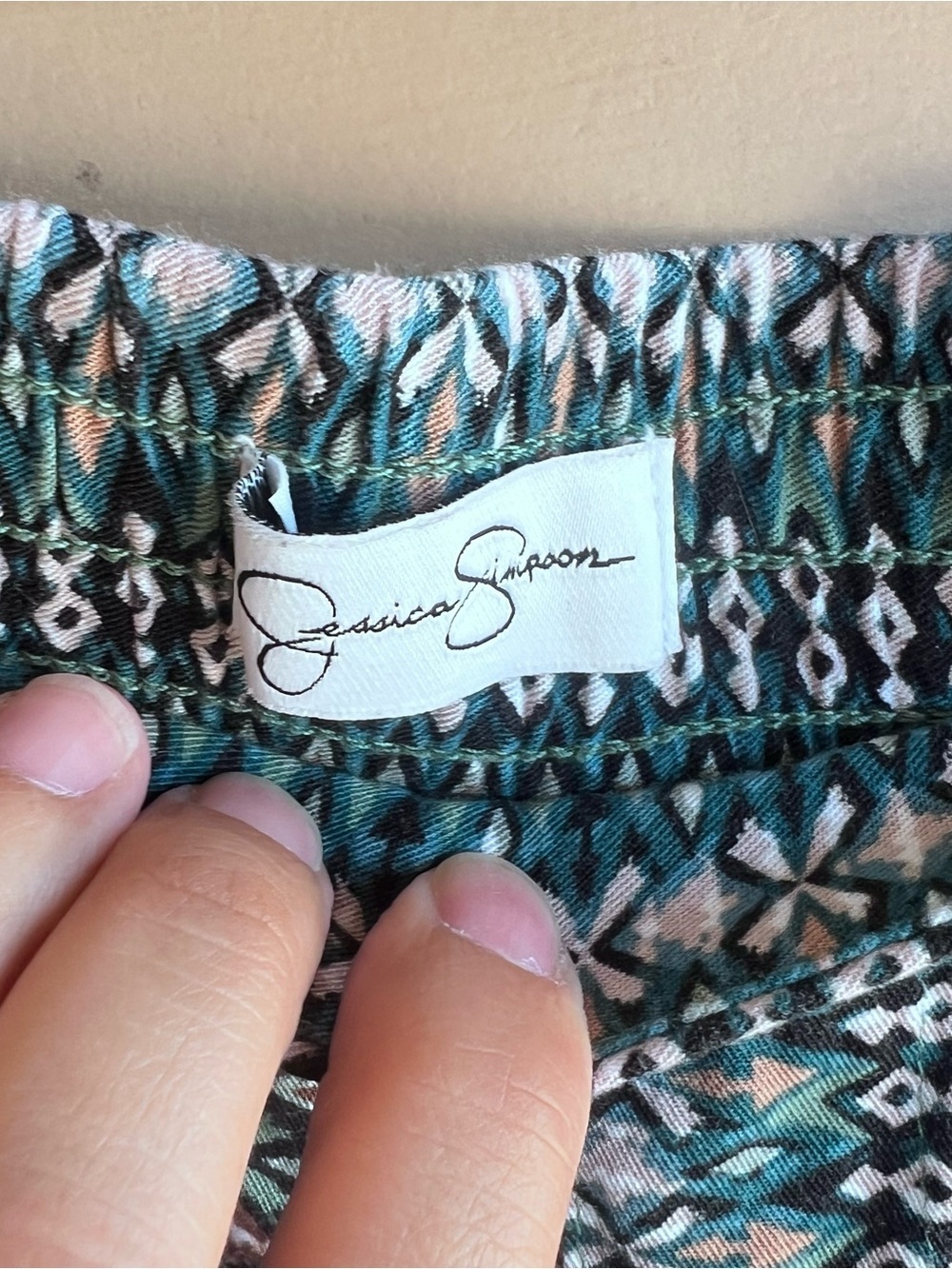 Jessica Simpson Pull On Cropped Pants Size XL - Picture 3 of 6